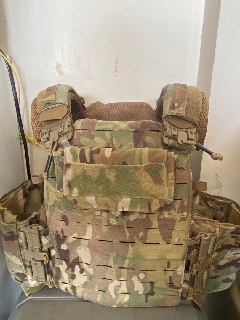個人装備 First Spear Strandhogg