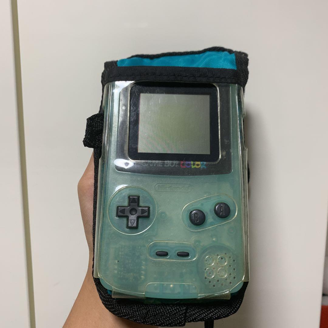 ゲームボーイカラー·ケース·ソフト６枚·ケーブル