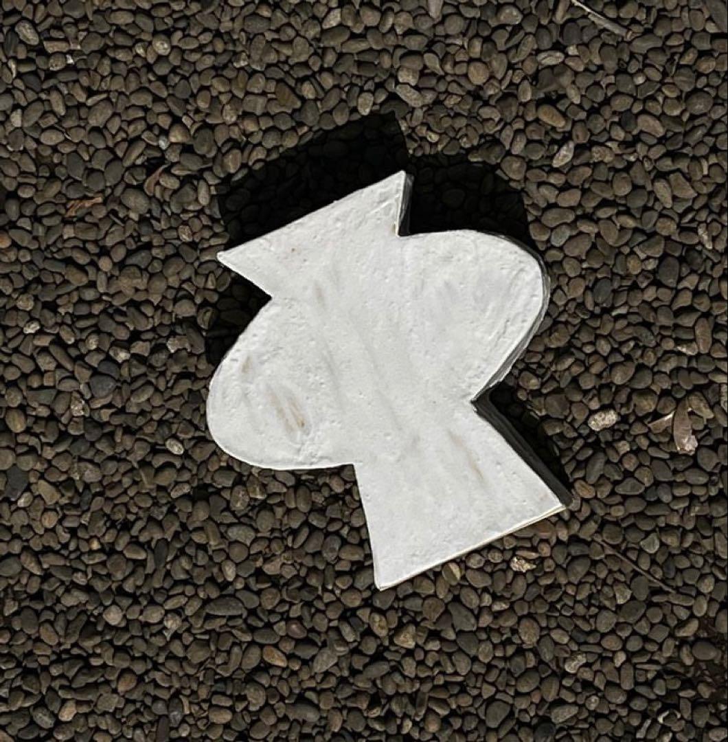 Aya Courvoisier アヤクヴァジエ フラワーベース 花器 花瓶