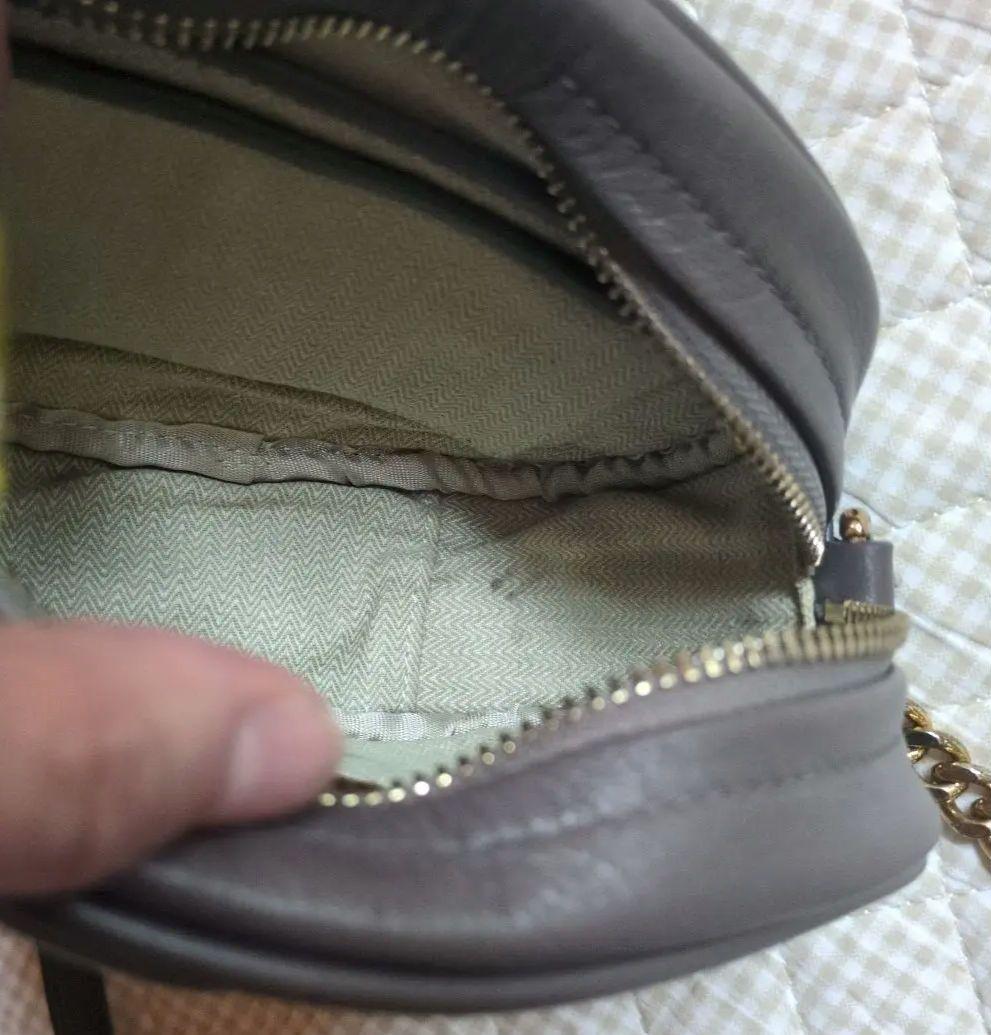 トリーバーチ♥キラシェブロン　カメラバッグ　グレーヘロン　ブラウン系