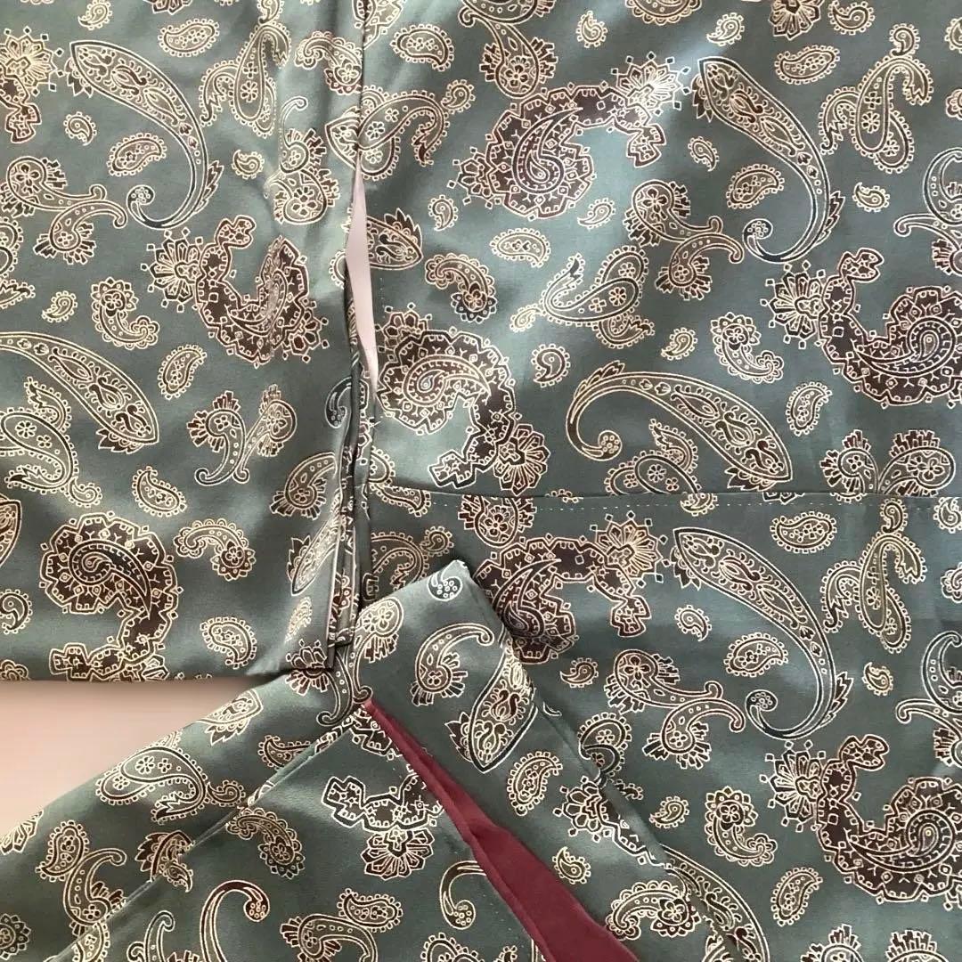 ほぼ未使用品　大変レアなペイズリー柄の袷小紋　個性的な着こなしを目指される方に。