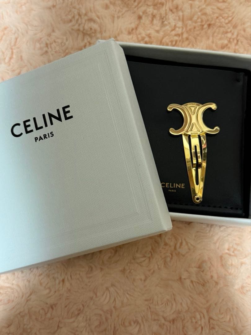 セリーヌ　ヘアピン　ゴールド