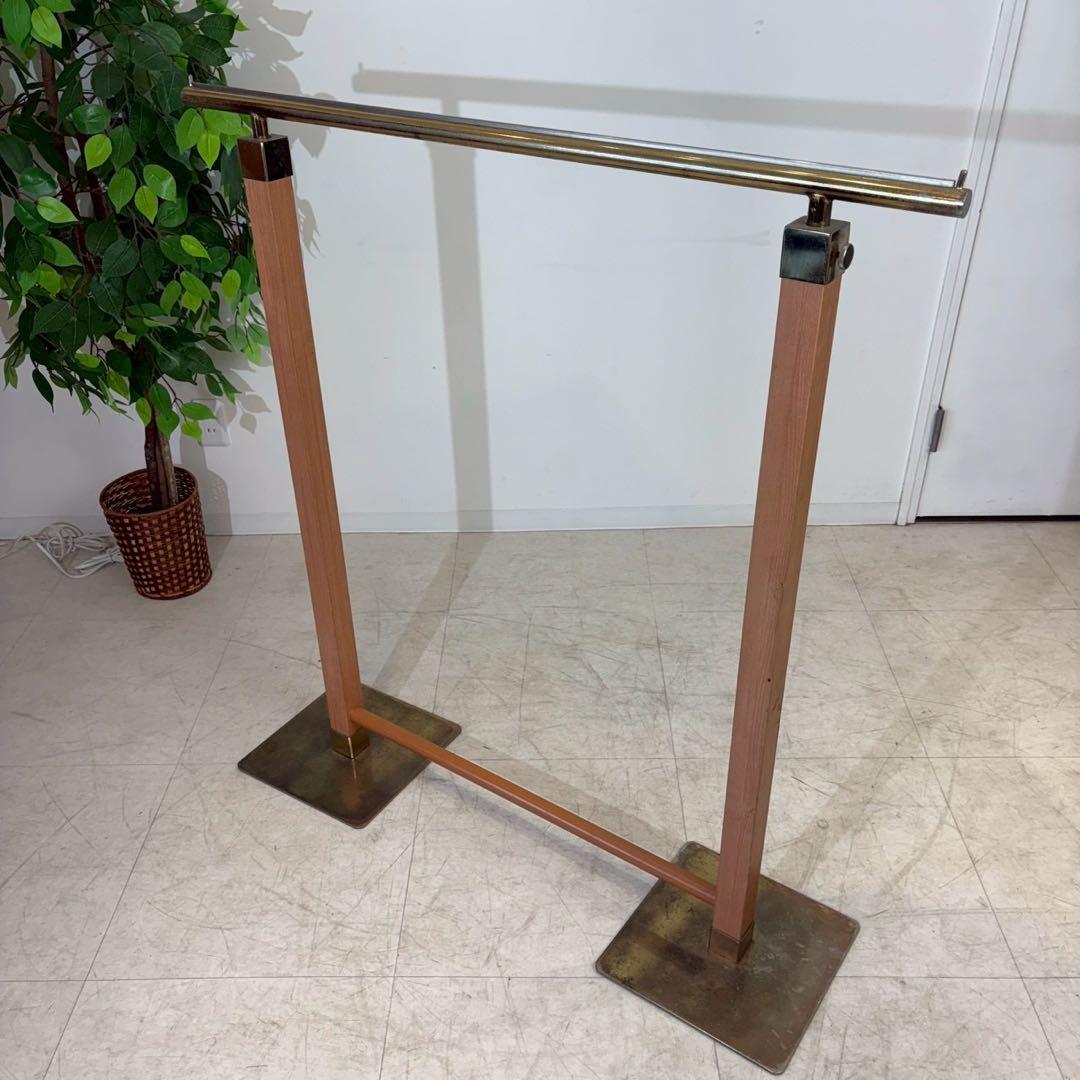 ハンガーラック　真鍮　木　店舗什器　アパレル