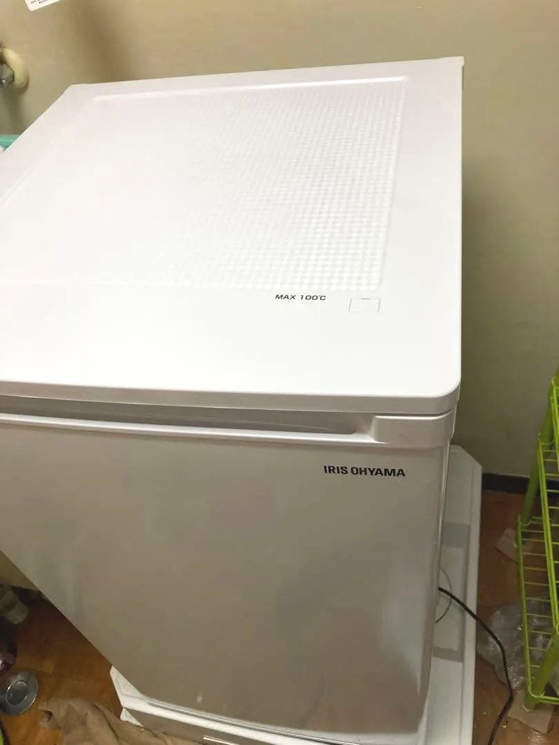 アイリスオーヤマ 冷凍庫 60L IUSD-6B-W