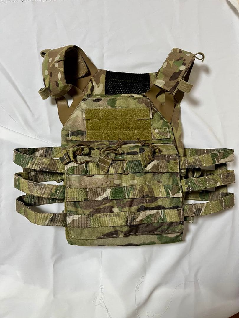 実物Crye Precision　JPC 1.0 プレートキャリア　マルチカム