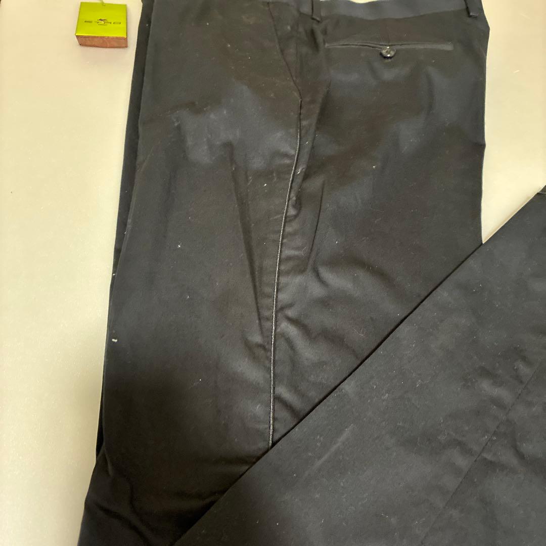 エトロ　黒 スラックス タグ付き　56サイズ