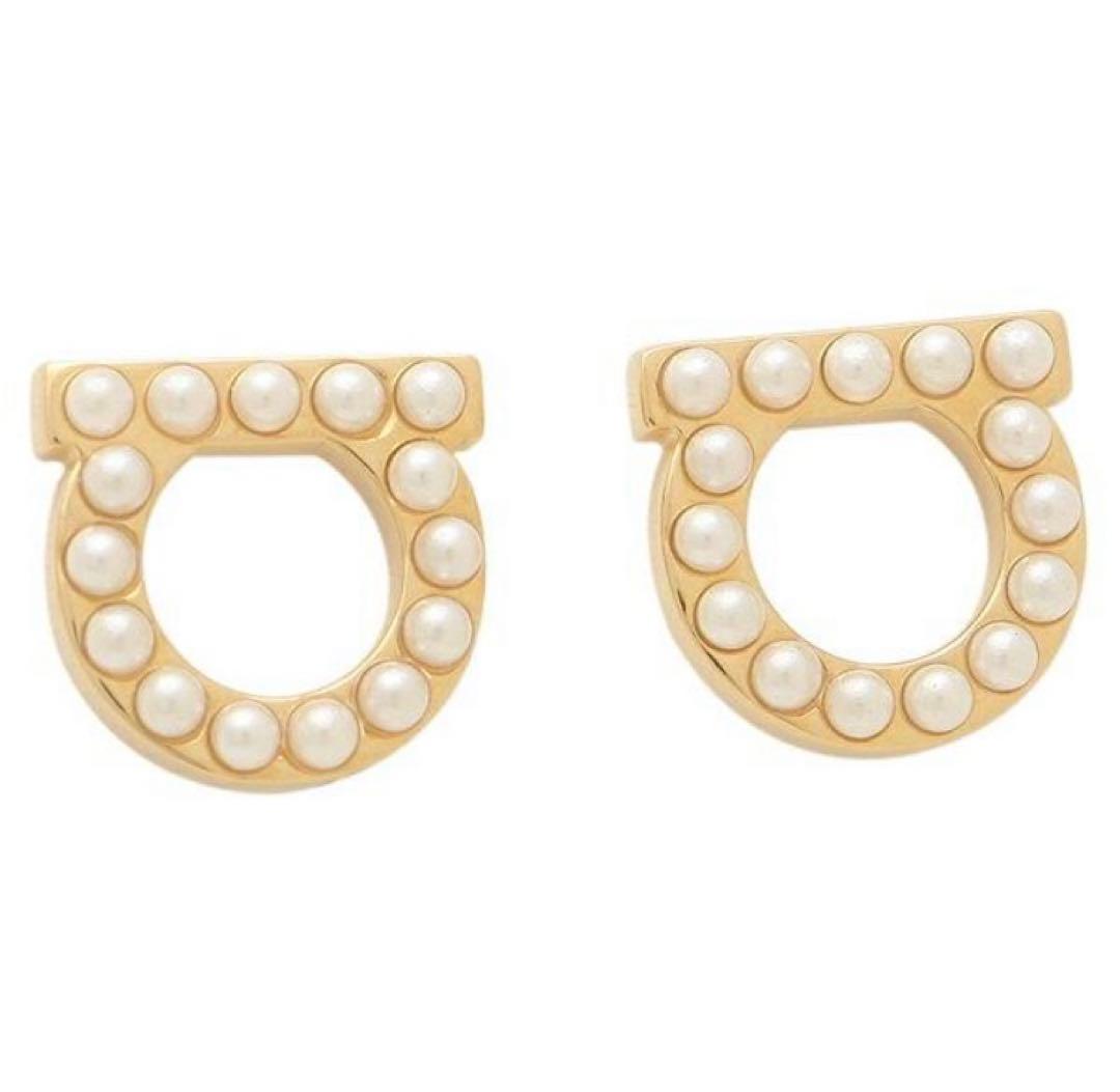 フェラガモ パール ピアス ゴールド ガンチーニ