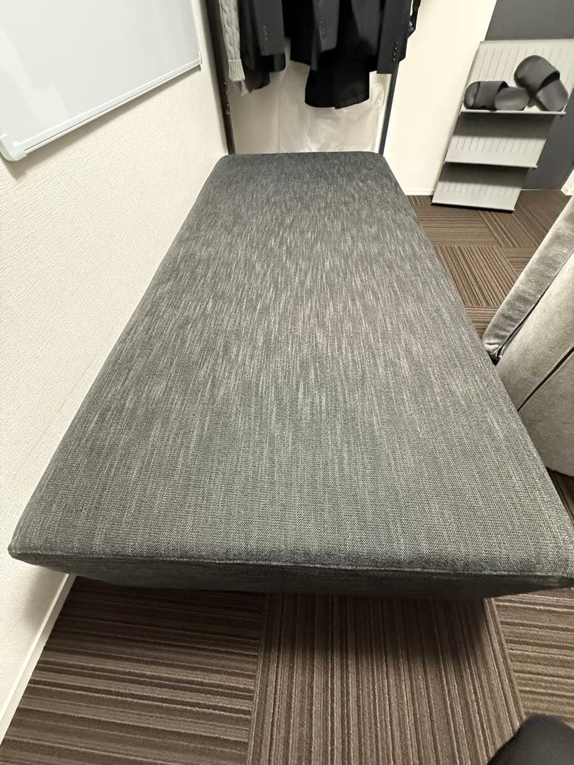 大塚家具 ソファ「アイランド」スリムサイズ 布ダークグレー／ライトグレ