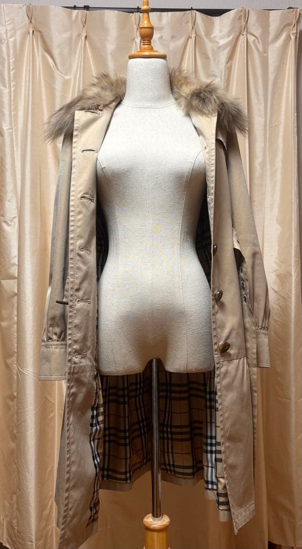 バーバリー　ブルーレーベル　コート　36 クリーニング済　ファー付き　ベルト付き