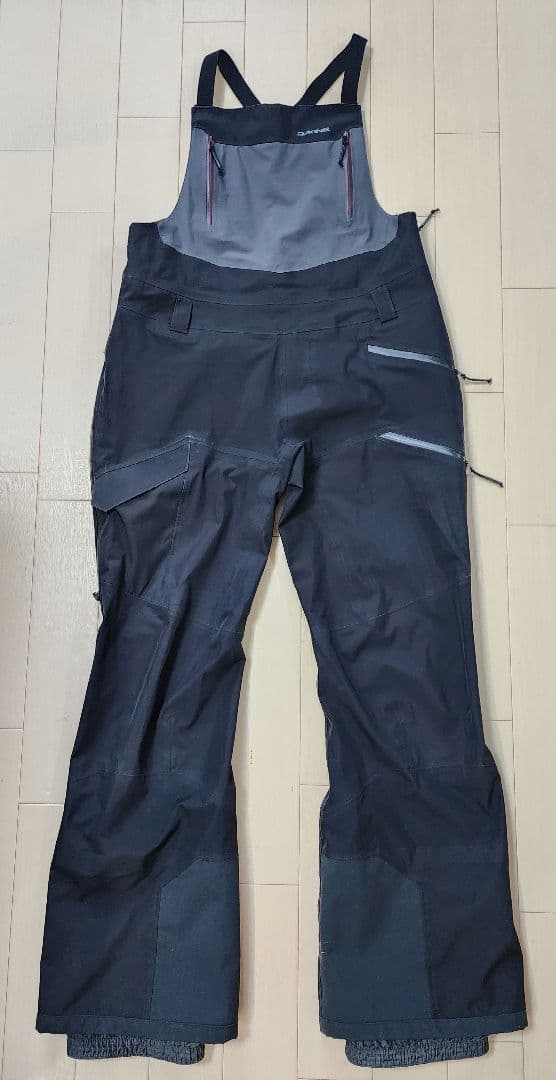 DAKINE ビブパンツ GORE-TEX スノーボードウェア 女性Lサイズ