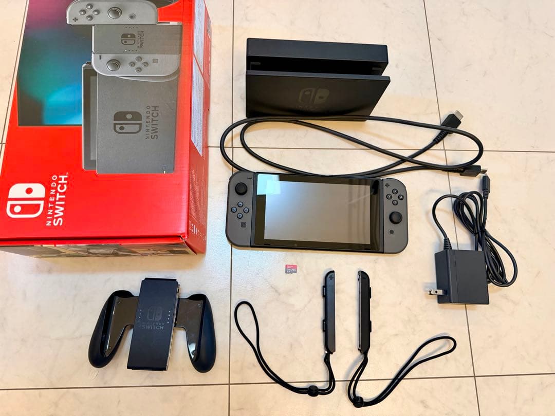 【超美品】Switch 本体 + 純正付属品一式+128GB microSD