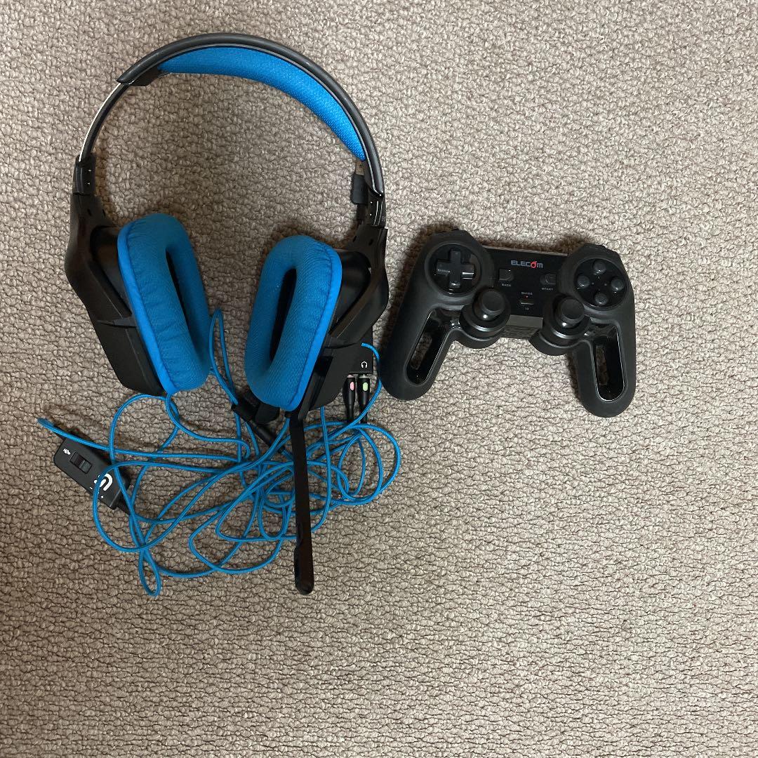 コントローラー、ヘッドホン