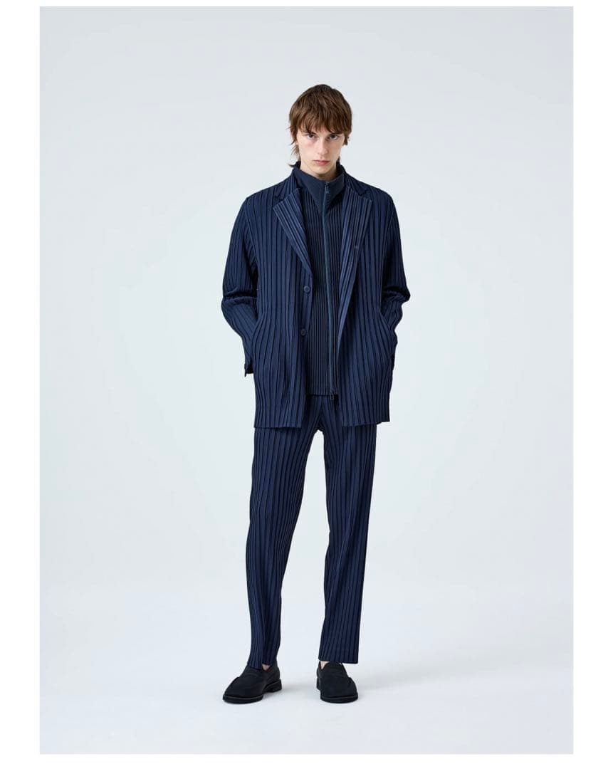 ISSEY MIYAKE  PLISSE 新作　新品未使用