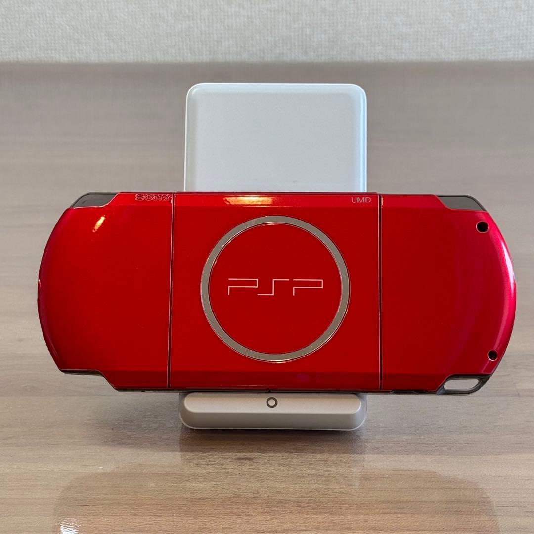 4-242 PSP-3000 ラディアント レッド