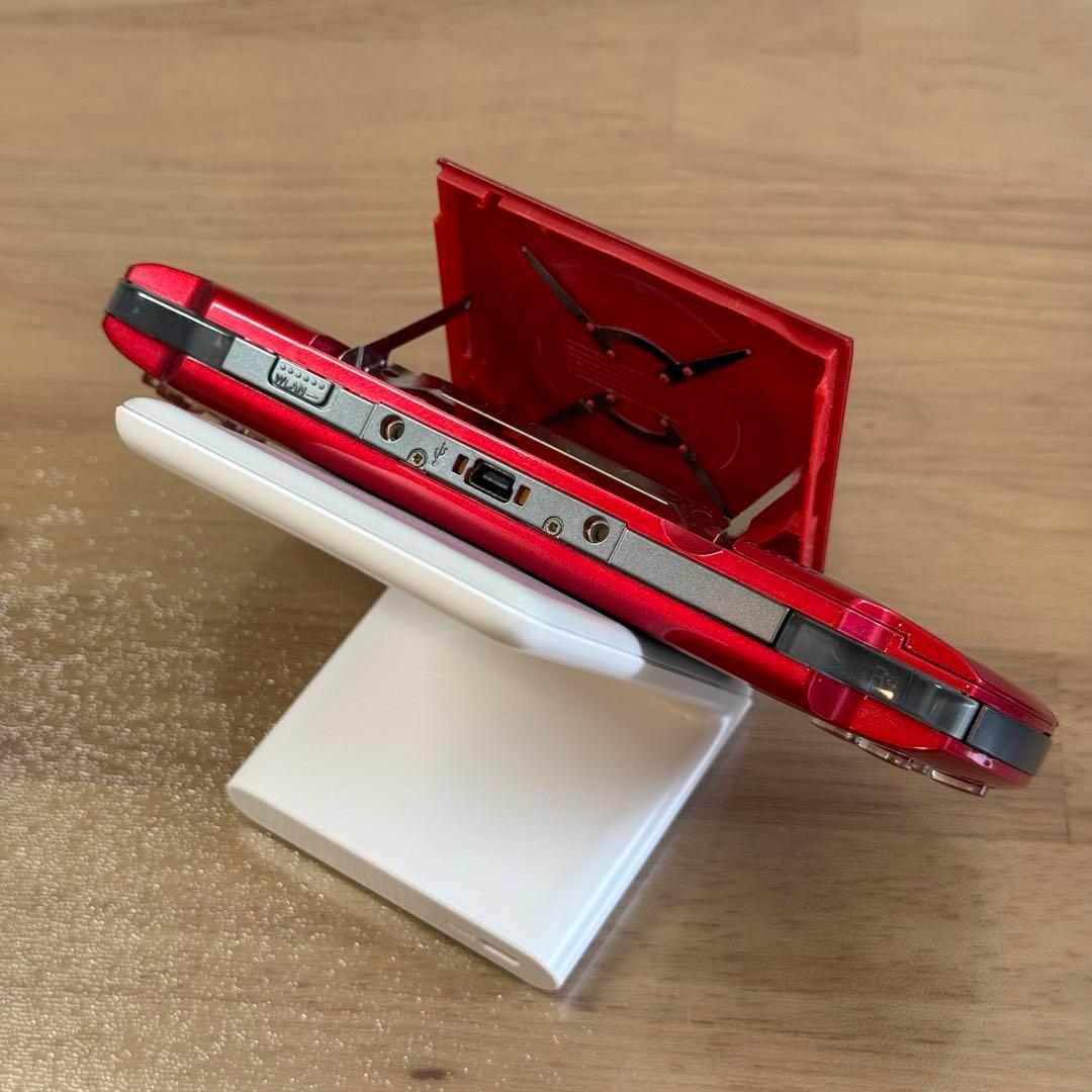 4-242 PSP-3000 ラディアント レッド