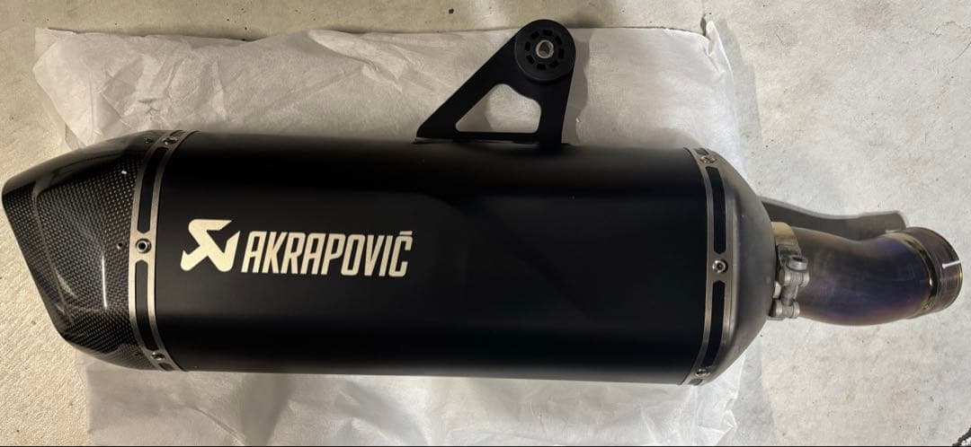 R1250GS/R1200GS　Akrapovic スリップオンマフラー
