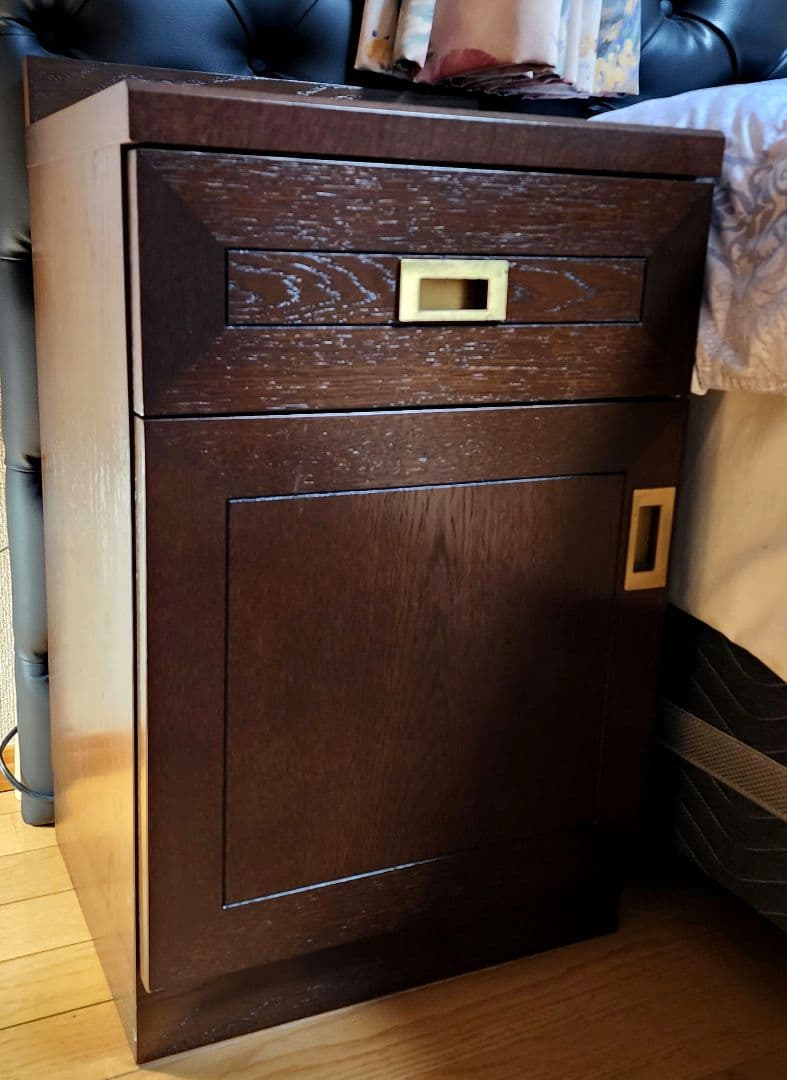 ② 木製 ナイトテーブル 特注 オーダー家具