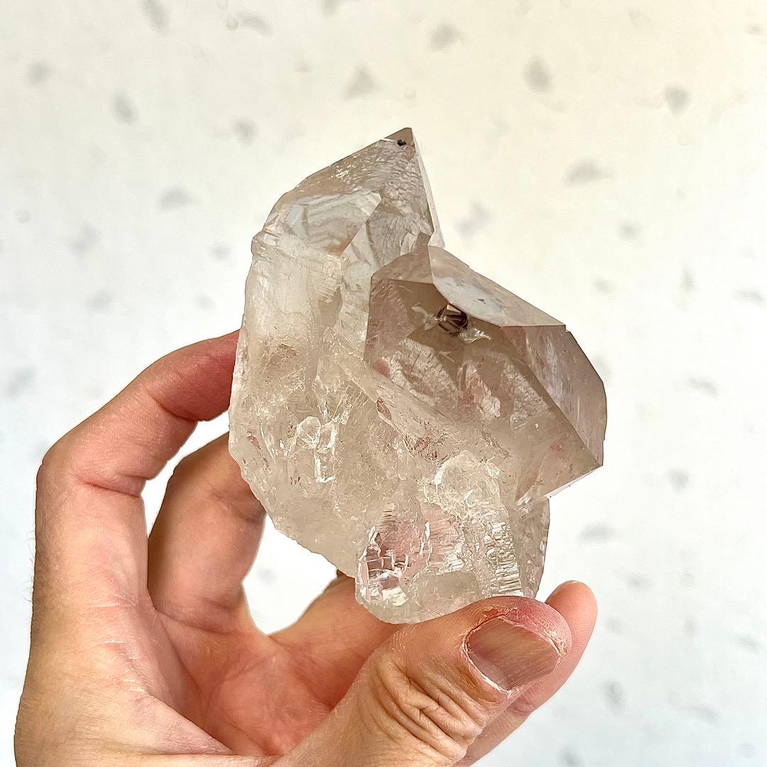 最高級　聖地ヒマラヤ マニハール産　高波動 天然水晶ポイント 高透明　2