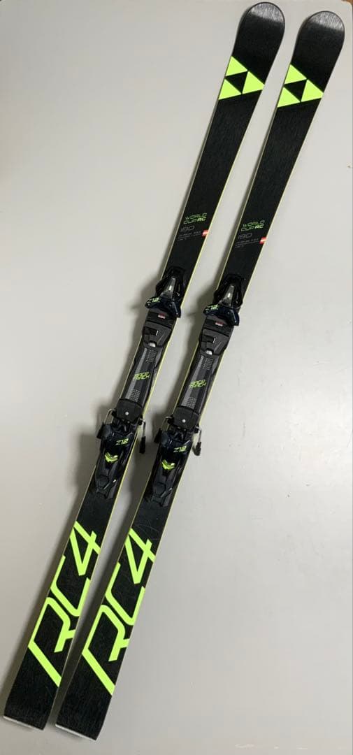 FISCHER RC4 WORLD CUP 180cm 板+ビンディング