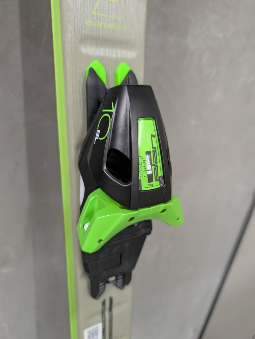 エラン 23-24 ELEMENT GREEN LIGHT SHIFT 金具付き