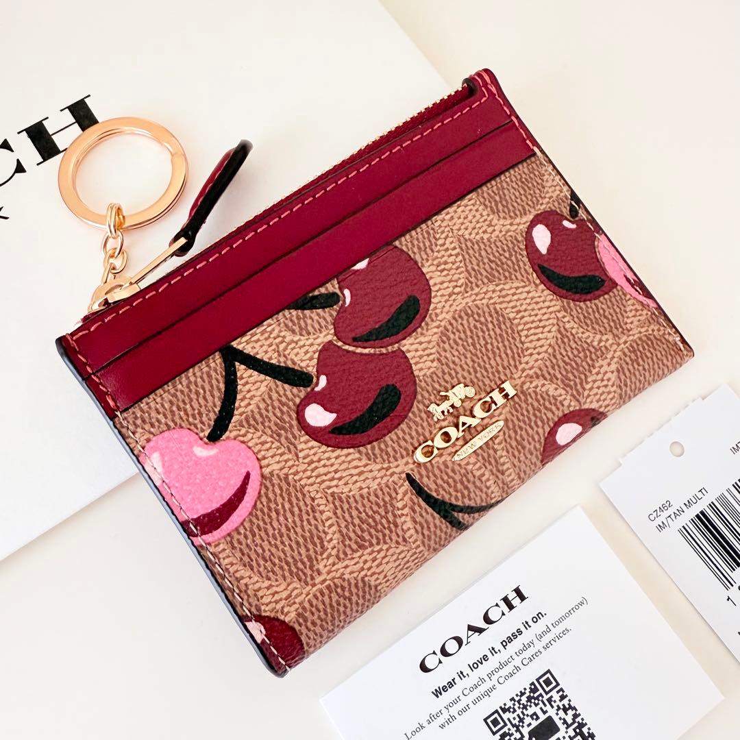 COACH コーチ　ケース 小銭入れ財布 レッド チェリー さくらんぼ柄