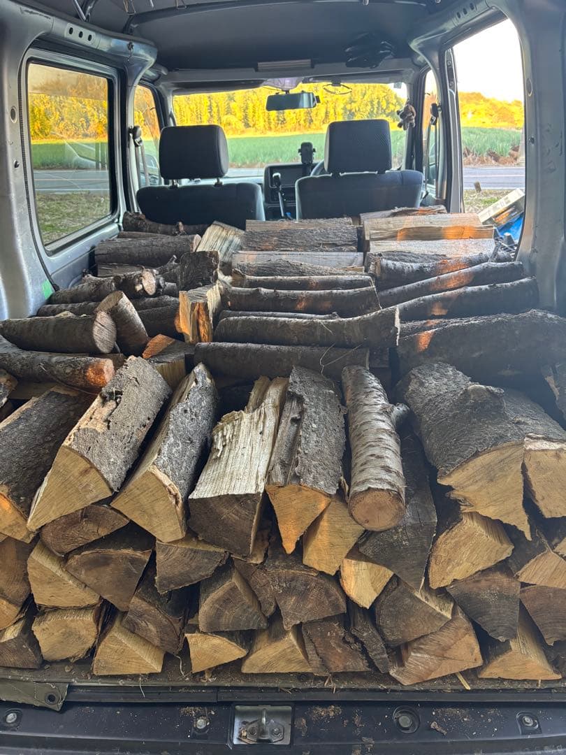 ご注意‼️引き取り専用‼️大きな薪 薪ストーブ用 未使用