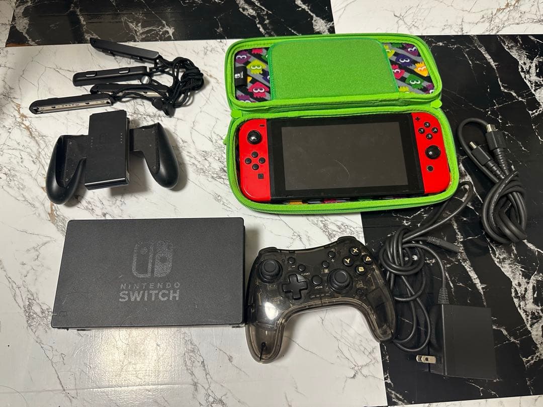 ＠*ル様 Nintendo Switch 本体 + 付属品