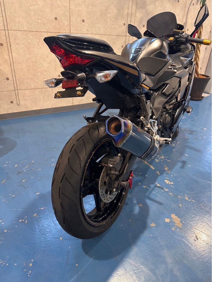 た*飯様 ZX-25R. BEET フルエキマフラー　最終値下げ