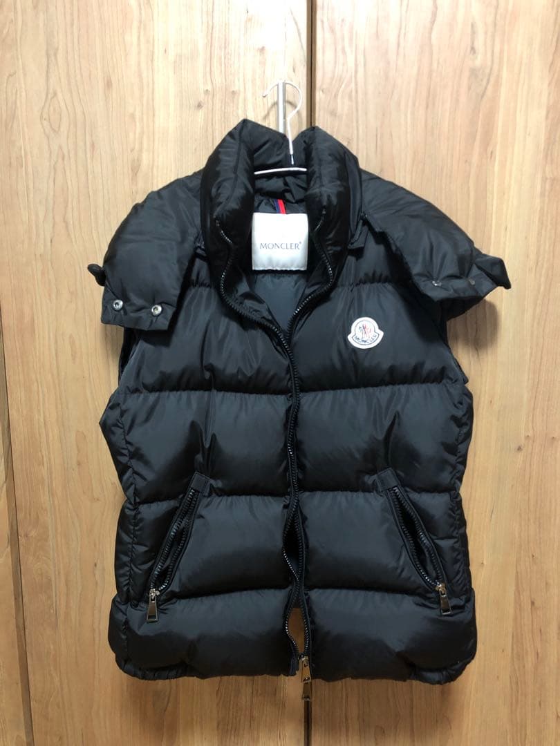 モンクレール　GALLINULE ダウンベスト 1 ブラック