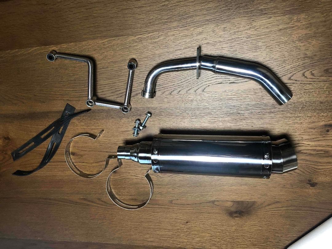 シグナスX スタイルUFOコラボモデルマフラー ポッパータイプ 美品です