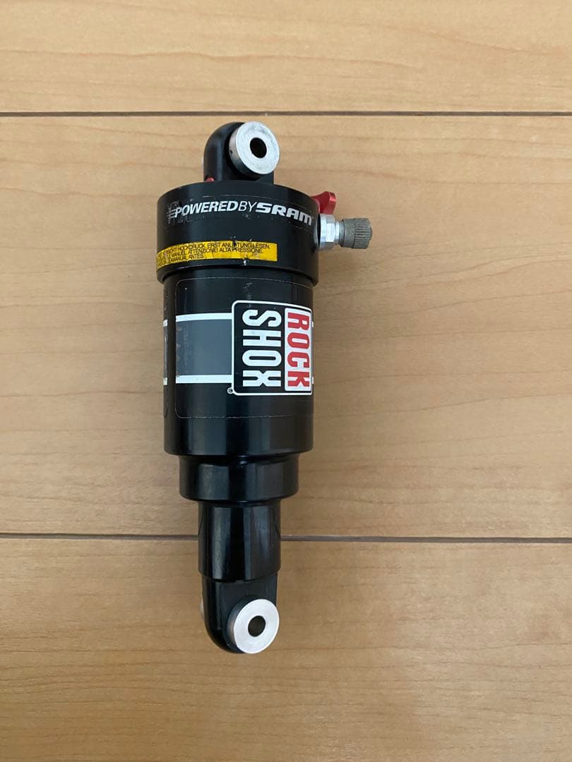 ROCK SHOX リアサスペンション　軸間140㎜