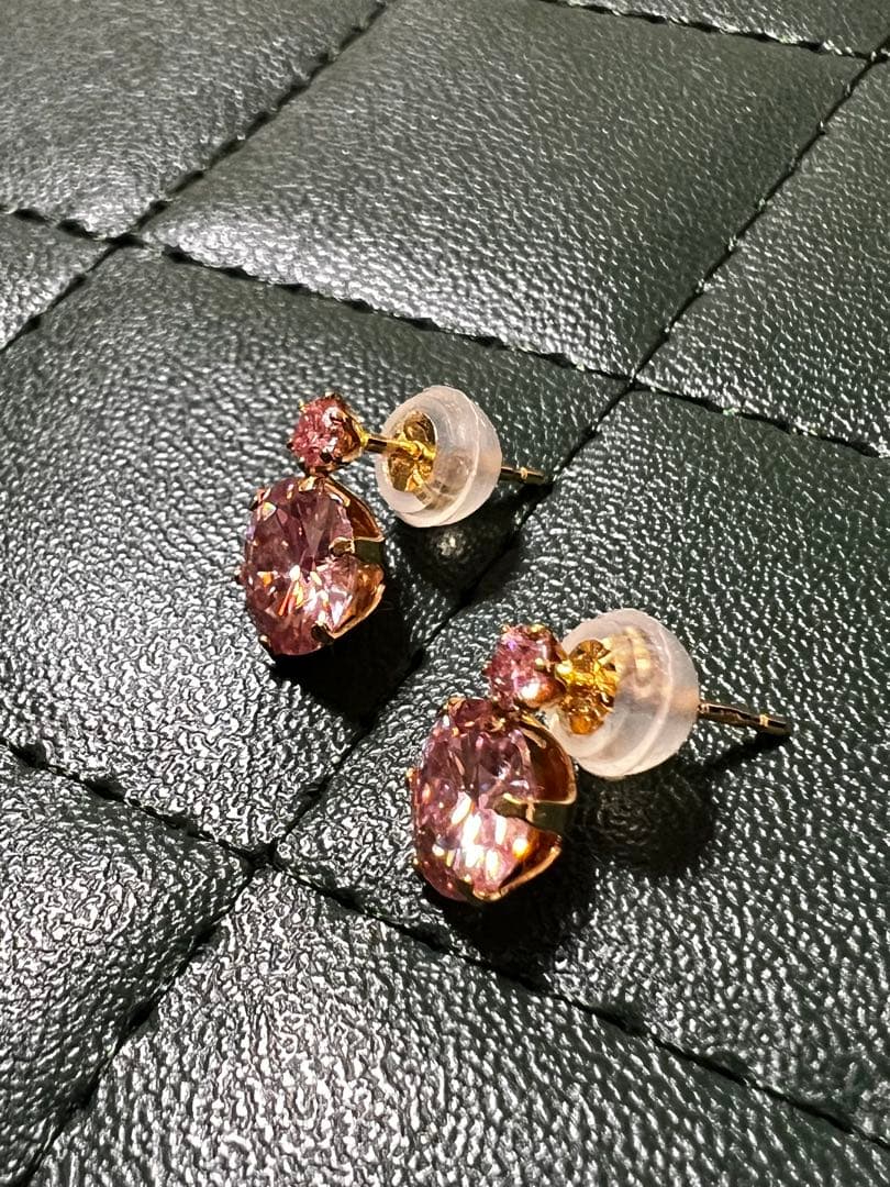 ka【新品】18金ピンクモアサナイト♡ピアス/スタッドタイプ地金入り